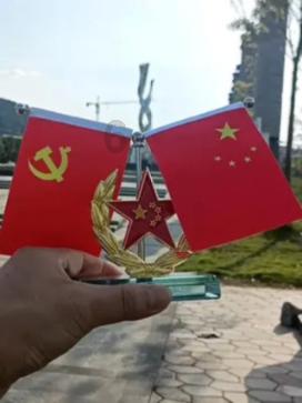 春运首日 | 老人外出过年，列车员们随机应变为老人出行保驾护航